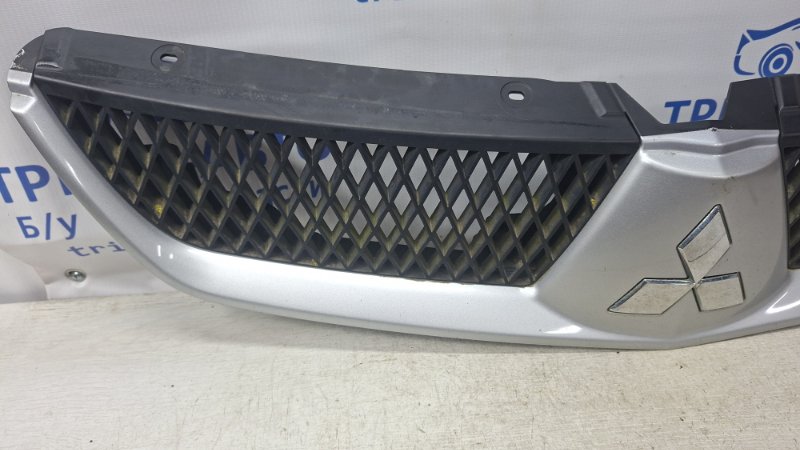 Решетка радиатора Рестайлинг Lancer 2003-2009 9 1.6 Бензин 4G18