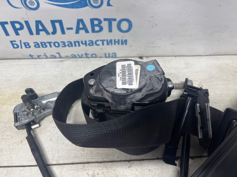 Ремень безопасности передний правый Cherokee 2013-2019 KL 2.4 бензин ED6