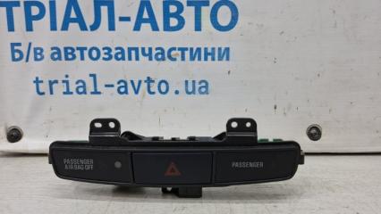 Кнопка аварийки Mitsubishi Lancer 2007-2017