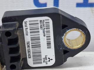 Датчик удара (AIRBAG) Mitsubishi Outlander XL 2.2 diesel 4HK