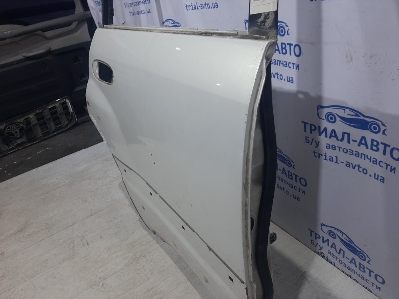 Дверь задняя правая задняя правая Land Cruiser 1998-2007 J100