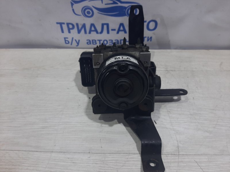 Блок abs Tucson 2004-2009 JM 2.0 дизель Блок abs Tucson 2004-2009 JM 2.0 дизель