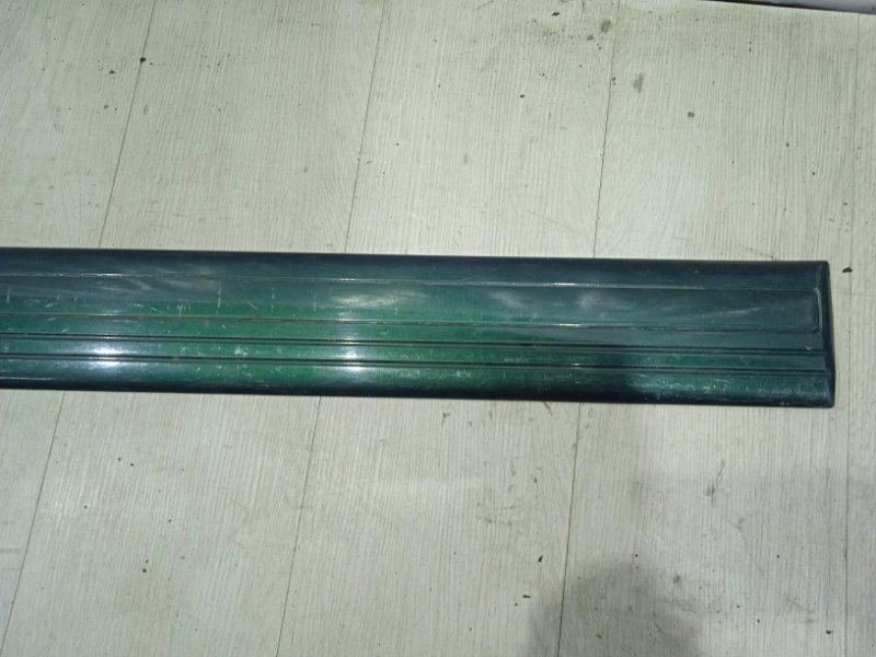 Накладка двери передняя правая Land Cruiser 1998-2007 J100