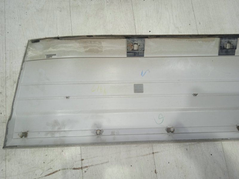 Накладка двери передняя левая Land Cruiser 1998-2007 J100