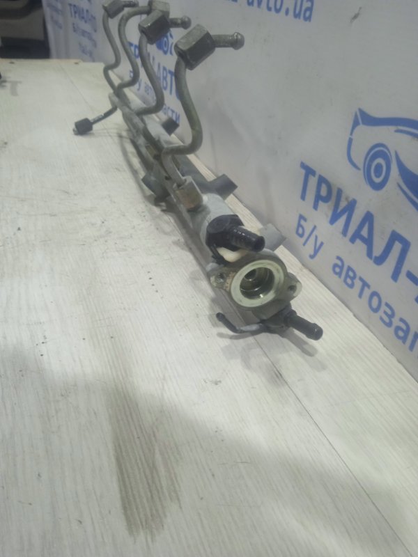 Топливная рампа Hyundai Tucson JM 2.0 Diesel D4EA