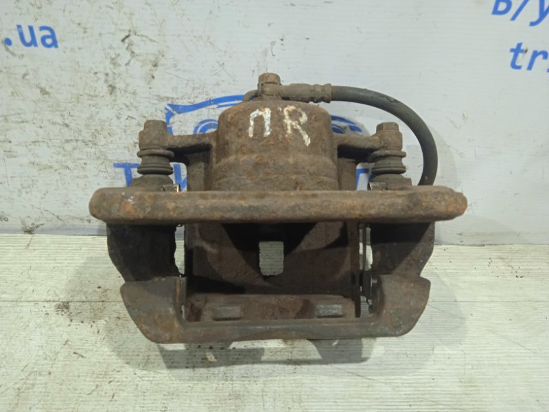Суппорт передний правый RX 350 2003-2009 XU30