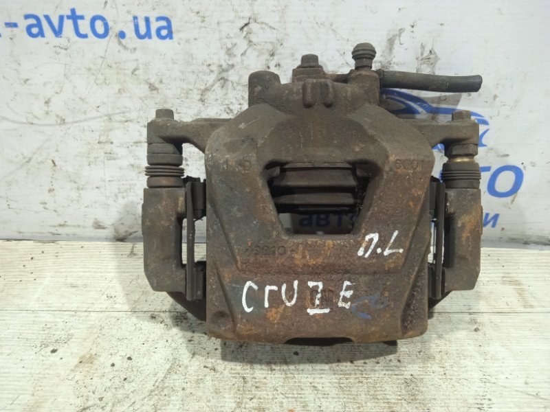 Суппорт передний левый Chevrolet Cruze 2009-2016 J300 1.6 13504868 контрактная