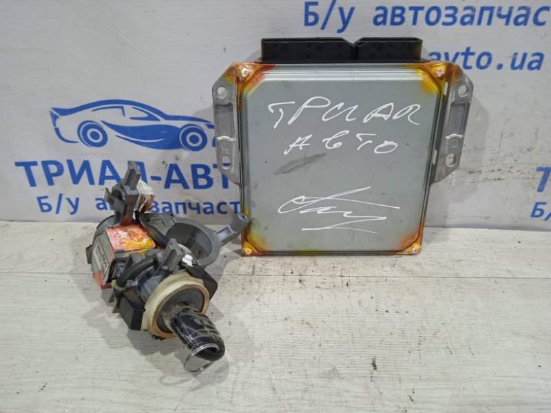 Блок управления двигателем Mitsubishi L200 KB