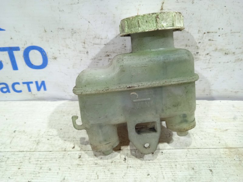 Бачок главного тормозного цилиндра Mitsubishi Lancer 2003-2009 9 MR569039 контрактная