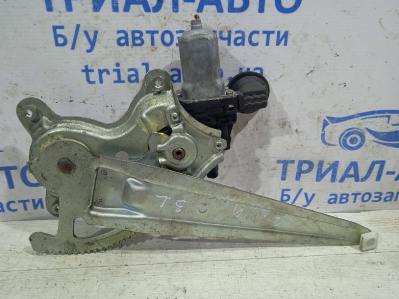 Стеклоподъемник задний левый Toyota RAV 4 A30
