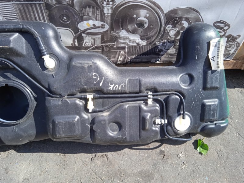 Бак топливный пластик Nissan Juke F15 1.6