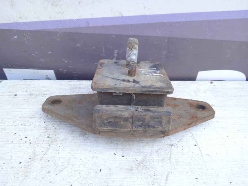 Подушка ДВС левая Toyota Land Cruiser 1998-2007 J100 1236150121 контрактная