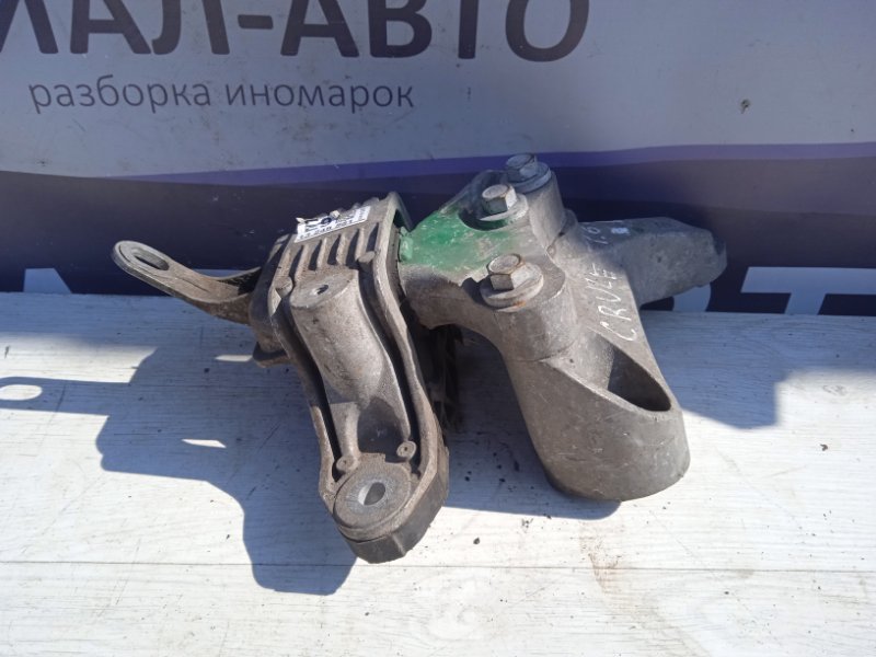 Подушка ДВС левая Chevrolet Cruze 2009-2016 J300 1.6 13294212 контрактная