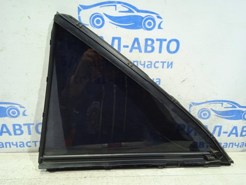 Стекло двери задней правой (форточка) Toyota Camry XV40