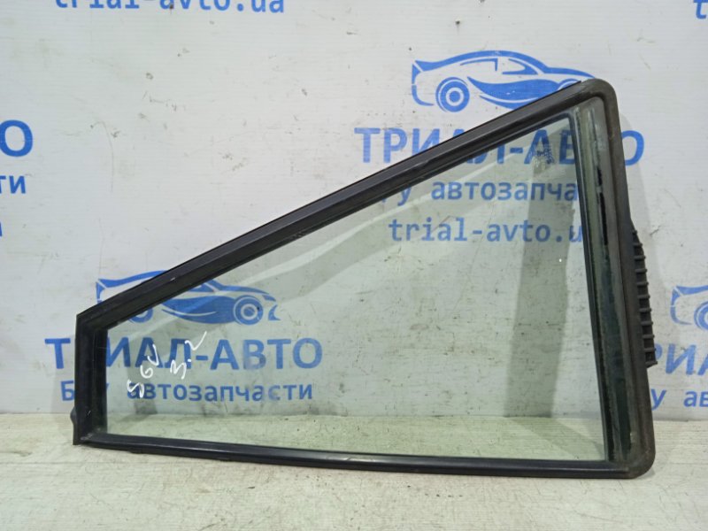 Стекло двери задней левой (форточка) Suzuki Grand Vitara 2005-2016 JT 8455665J20 контрактная