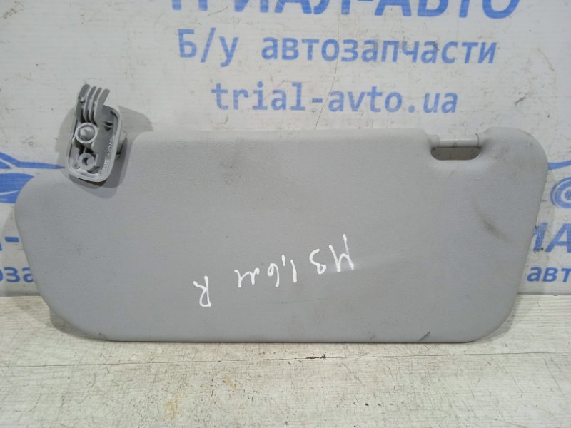 Козырек солнцезащитный правый Mazda 3 BK