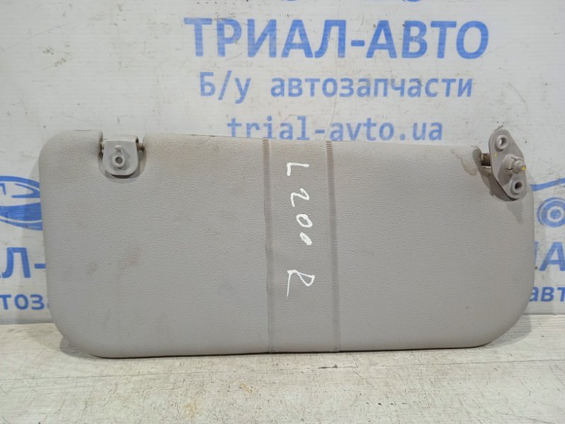 Козырек солнцезащитный правый правый Mitsubishi L200 2006-2015 KB 2.5 дизель 4D56U 7620A168HB контрактная