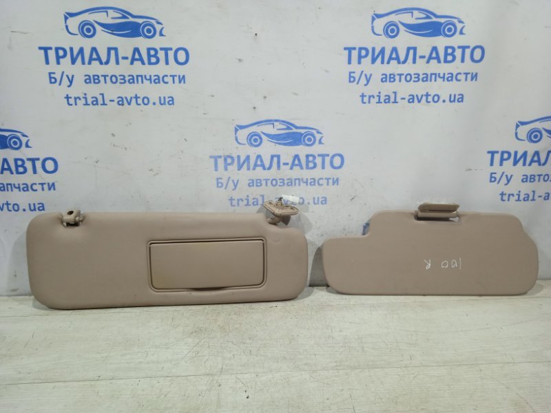 Козырек солнцезащитный правый Toyota Land Cruiser 1998-2007 J100 7432060771A0 контрактная