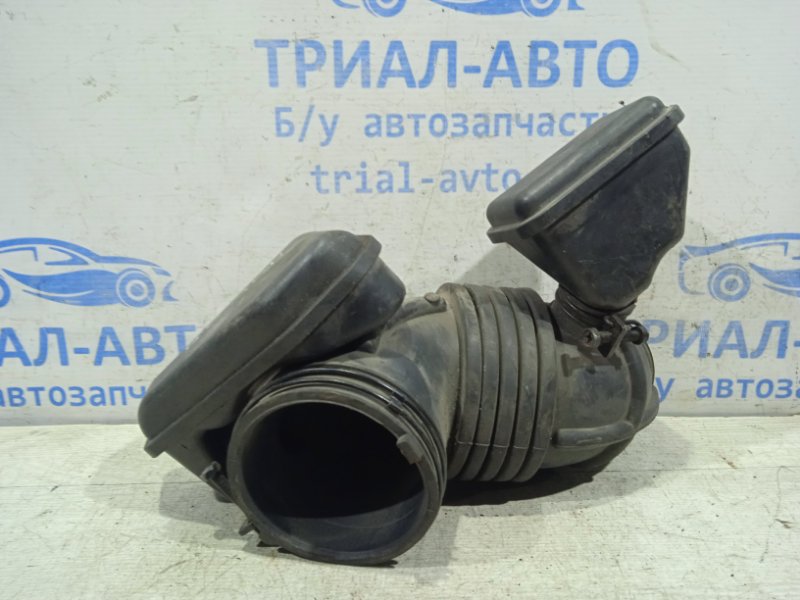Патрубок воздушного фильтра Santa fe 2005-2012 CM 2.7