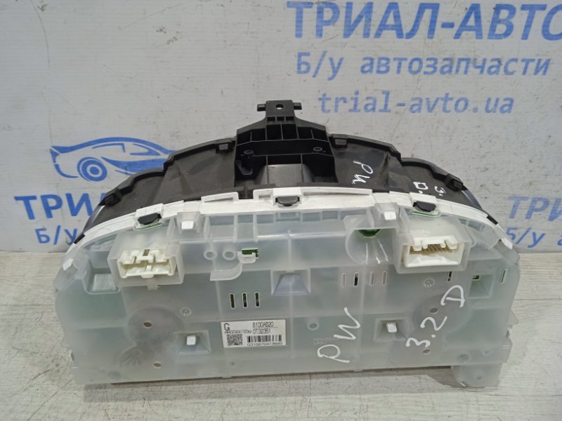 Приборная панель Mitsubishi Pajero Wagon 4