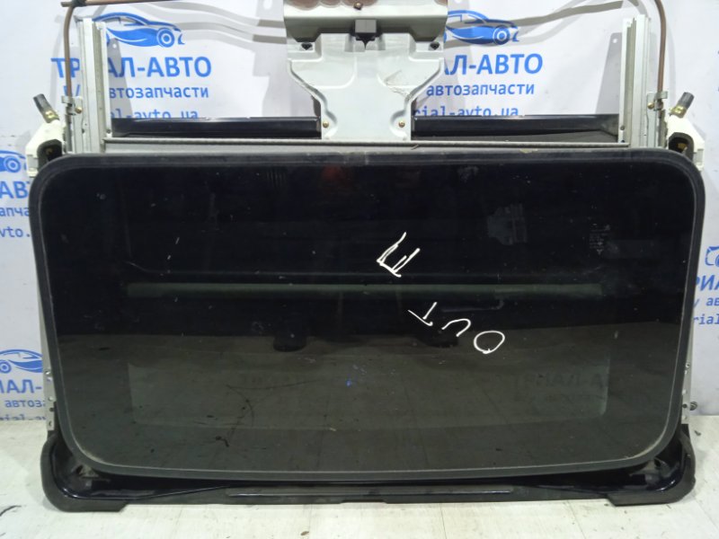 Люк в сборе Mitsubishi Outlander CU