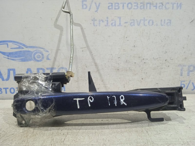 Ручка двери внешняя передняя правая Toyota Prado 2002-2009 J120 3.0 дизель 6921128070B0 контрактная