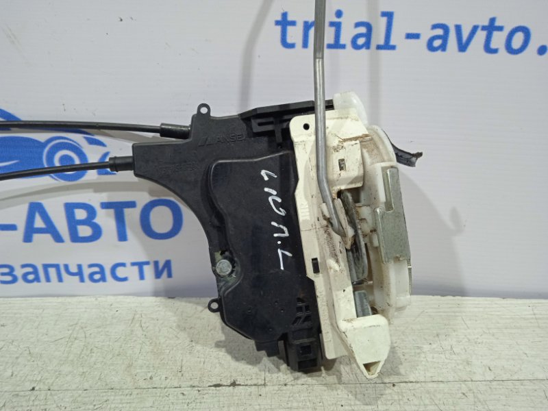Замок двери передний левый Mitsubishi Lancer 10