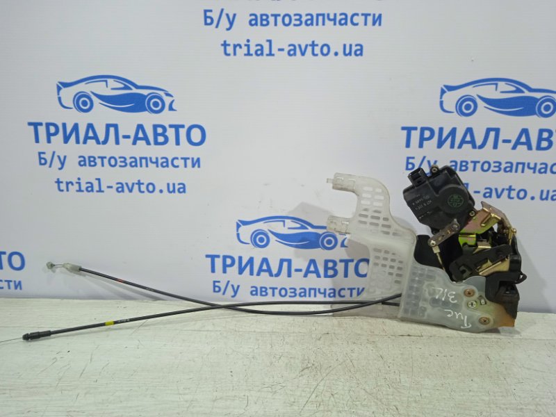 Замок двери задний левый Hyundai Tucson 2004-2009 JM 2.0 дизель 814102E010 контрактная