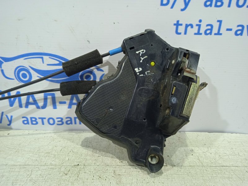 Замок двери передний правый Lexus RX 350 XU30