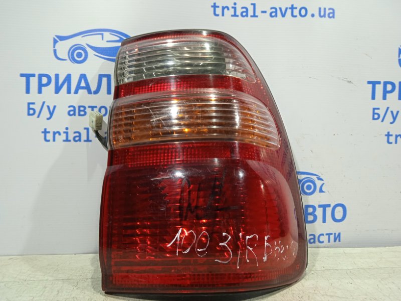 Фонарь задний внешний правый задний правый Toyota Land Cruiser 1998-2007 J100 4.7 8155060680 Б/У