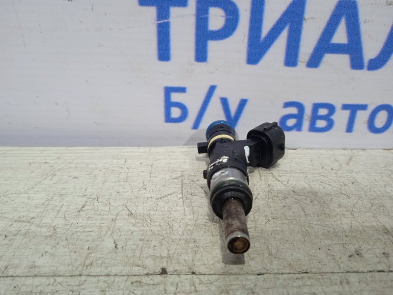 Форсунка топливная Mitsubishi Lancer 10 2.0