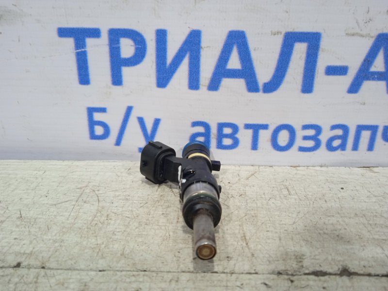 Форсунка топливная Mitsubishi Lancer 10 2.0