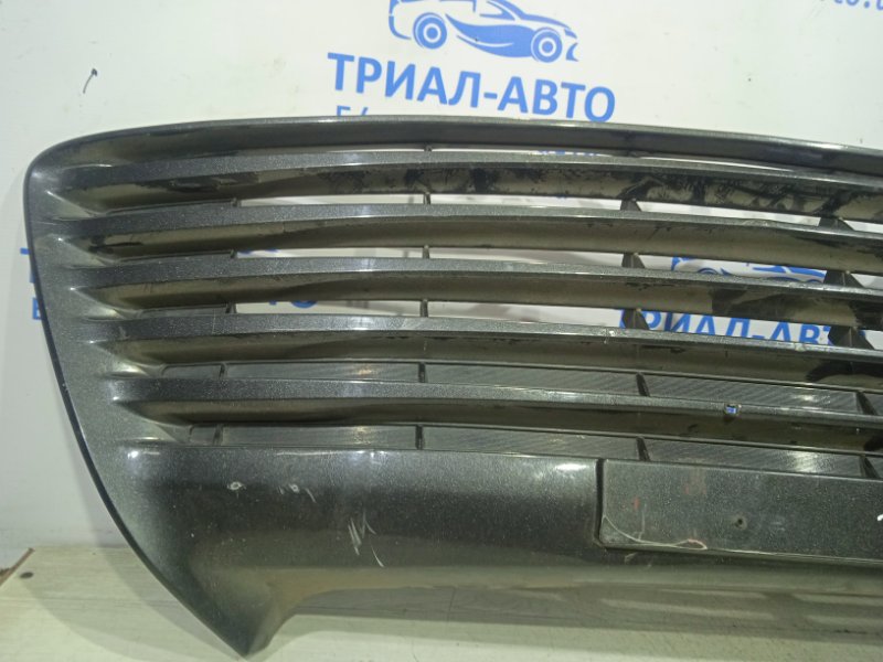 Решетка бампера центральная Camry 2014-2017 55