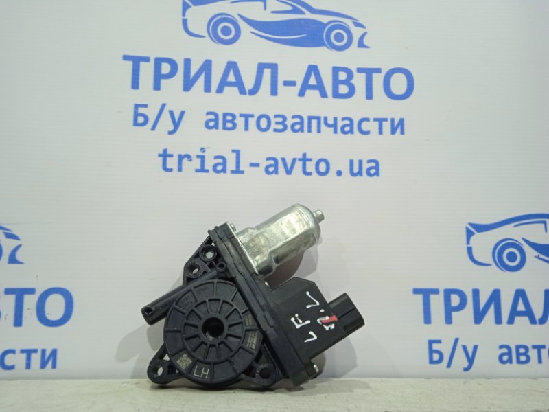 Моторчик стеклоподъемника передний Hyundai Sonata 2014-2019 LF 82450C1010 Б/У