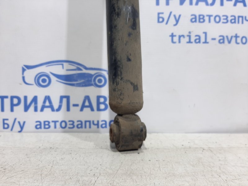 Амортизатор задний Nissan Juke F15 1.6