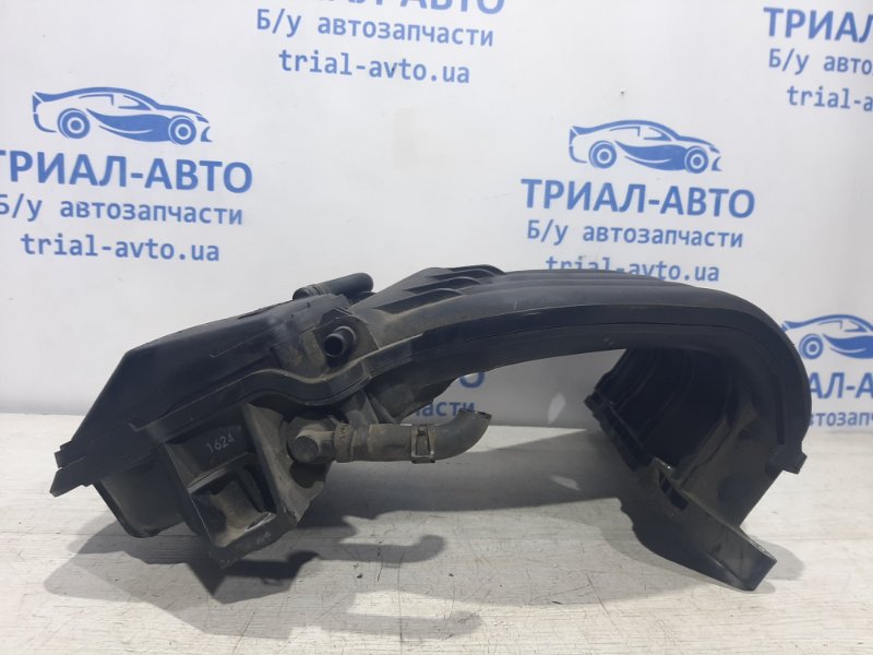 Коллектор впускной пластик Nissan Juke F15 1.6