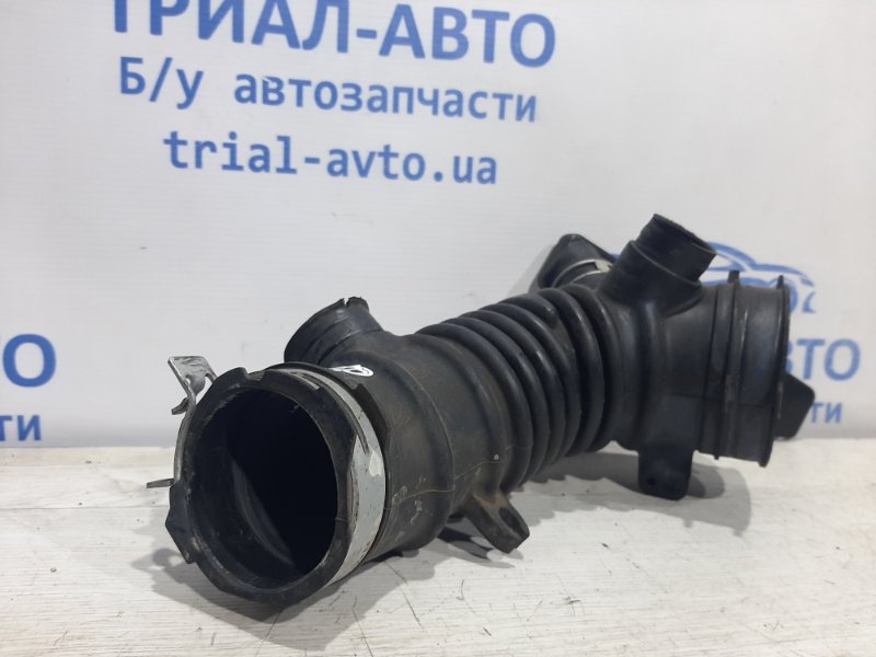 Патрубок воздушного фильтра Toyota Camry XV40 2.4