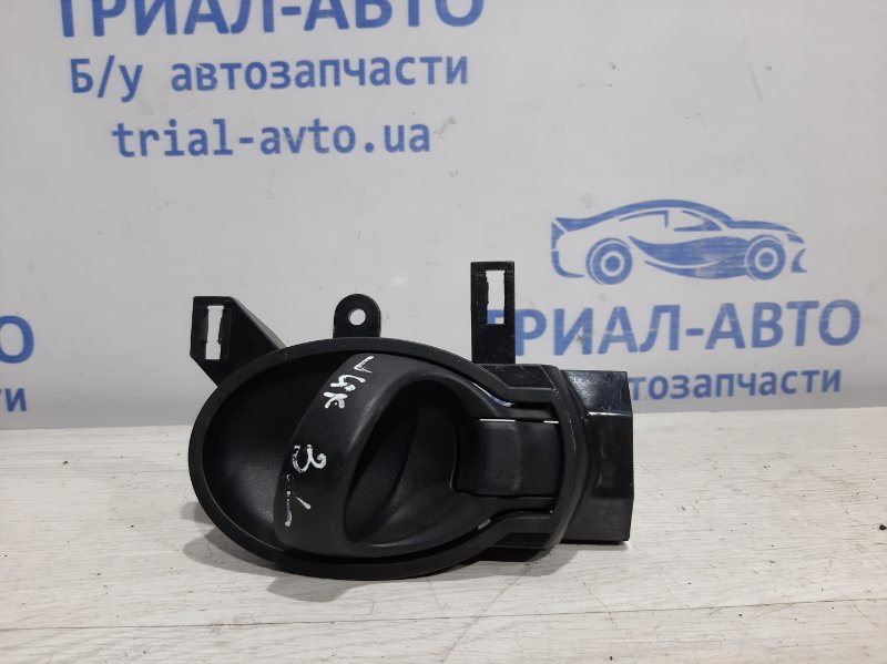 Ручка двери внутреняя задняя левая Nissan Juke 2010-2019 F15 1.6 806711HA0B Б/У
