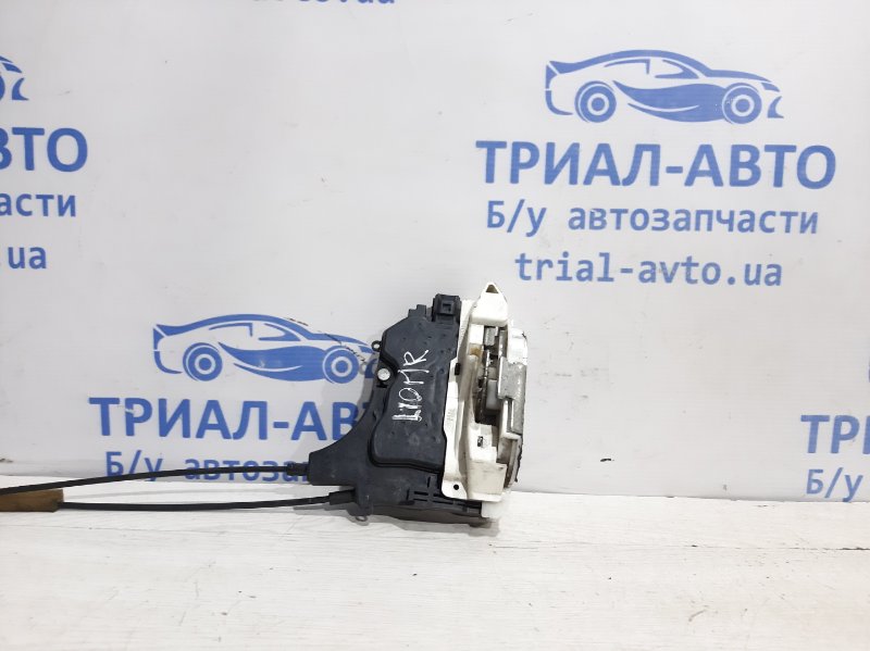 Замок двери передний правый Mitsubishi Lancer 2007-2017 10 1.5 5715A420 Б/У