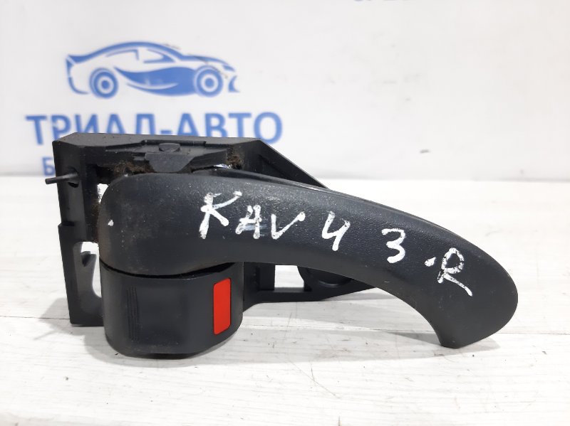 Ручка двери внутреняя задняя правая Toyota RAV 4 2005-2012 A30 6920533090B0 Б/У