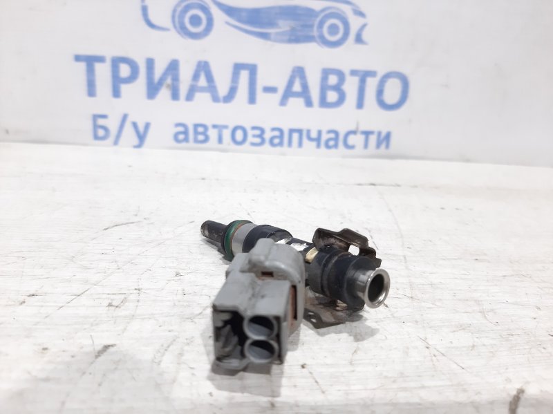 Форсунка топливная Mitsubishi Lancer 2007-2017 10 2.0 1465A029 Б/У