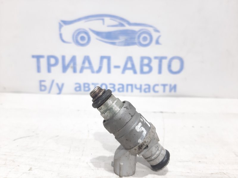 Форсунка топливная Mitsubishi Lancer 2007-2017 10 1.5 MR988977 Б/У
