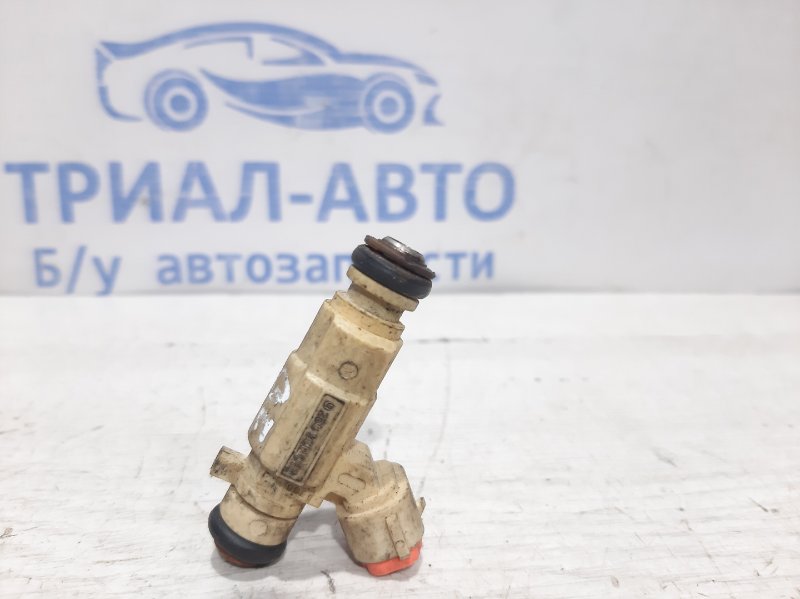 Форсунка топливная Hyundai Elantra 2007-2010 HD 2.0 3531023900 Б/У