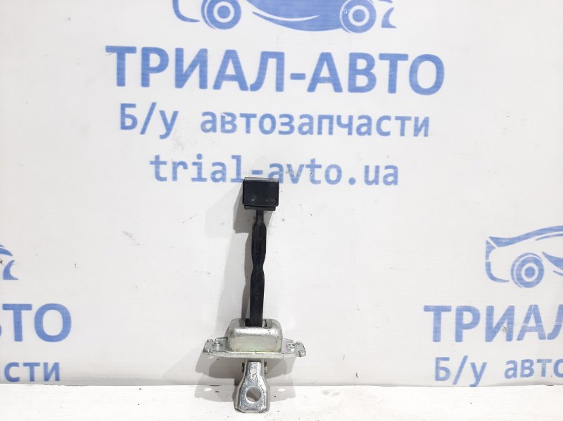 Ограничитель двери задний левый Mitsubishi Lancer 2007-2017 10 1.5 5732A066 Б/У