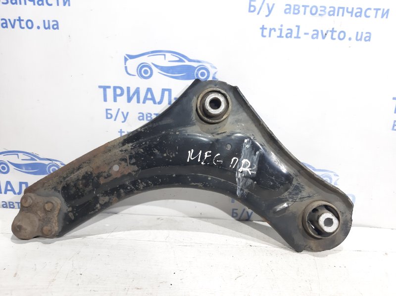 Рычаг правый Renault Megane 2009-2016 3 545008682R Б/У