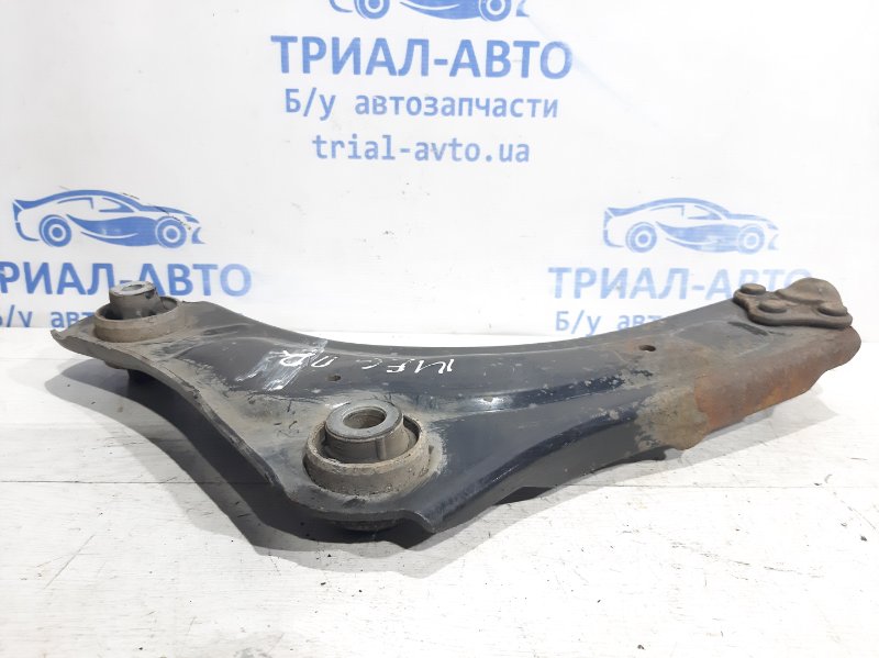 Рычаг правый Renault Megane 3