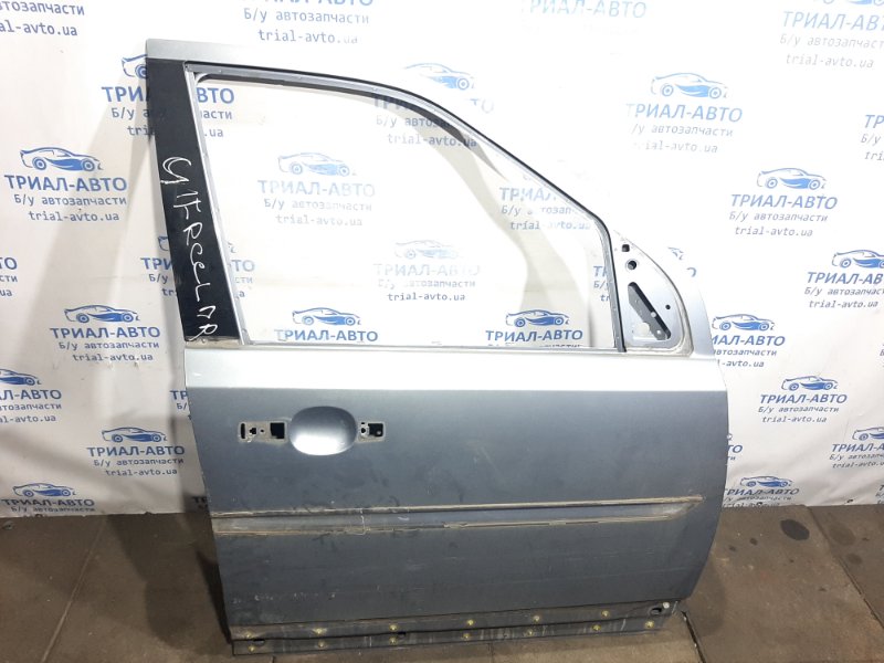 Дверь передняя правая Land Rover Freelander 2006-2014 L359 2.2 дизель LR005656 Б/У