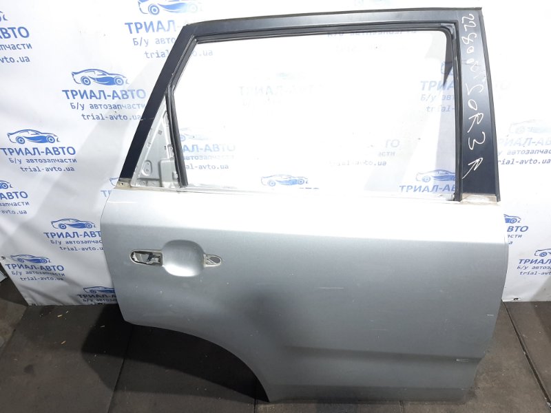 Дверь задняя правая KIA Sorento 2009-2014 XM 2.0 diesel 770042P000 Б/У