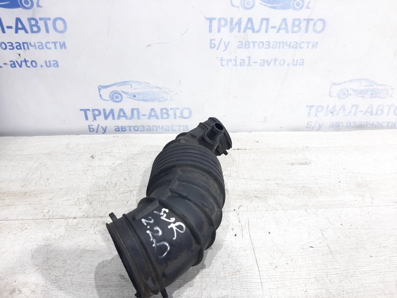 Патрубок воздушного фильтра KIA Sorento 2009-2014 XM 2.0 diesel 281382p300 Б/У