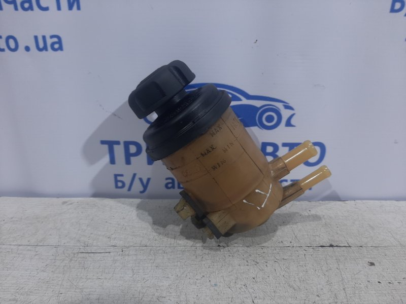 Бачок ГУР Tucson 2004-2009 JM 2.0 дизель